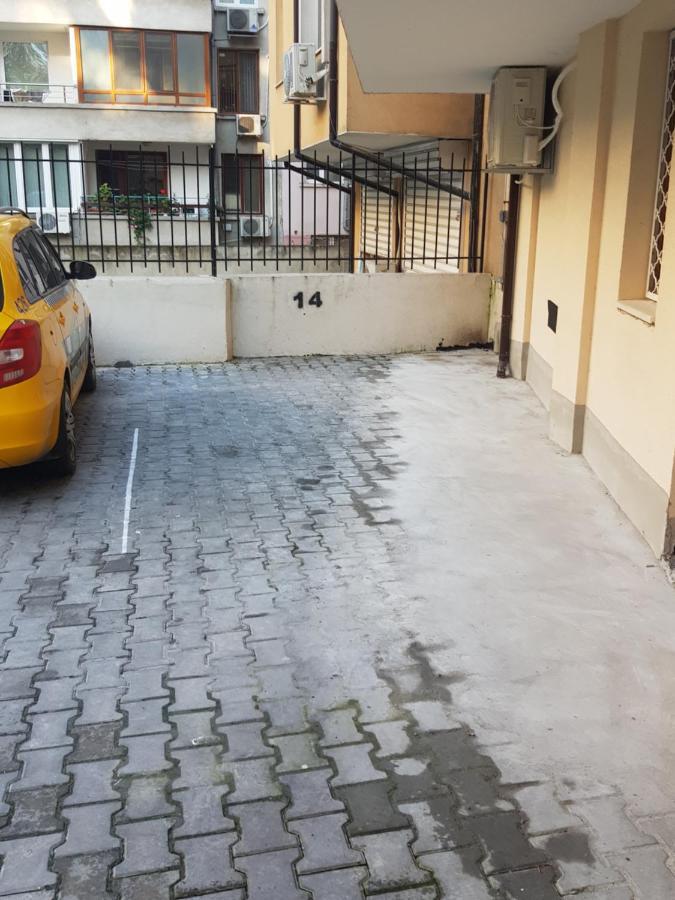 Joy Center Private Parking * Burgas